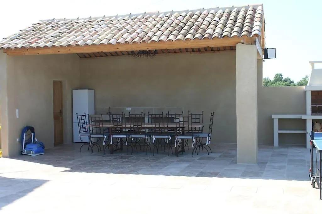 Vila Mas En Campagne Mallemort